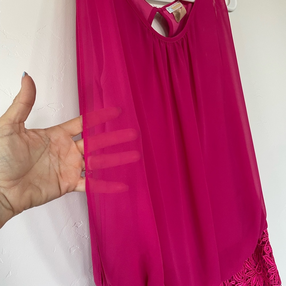 Small Fuchsia Dress - Picture 3 of 12